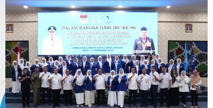 Pemkot Buka Giat Peningkatan Kapasitas Anggota IWAPI