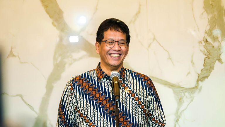 Tarif Rokok Tak Jadi Naik, Begini Alasan Menkeu